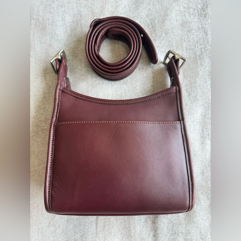 Vintage Coach Legacy Small Zip 9997